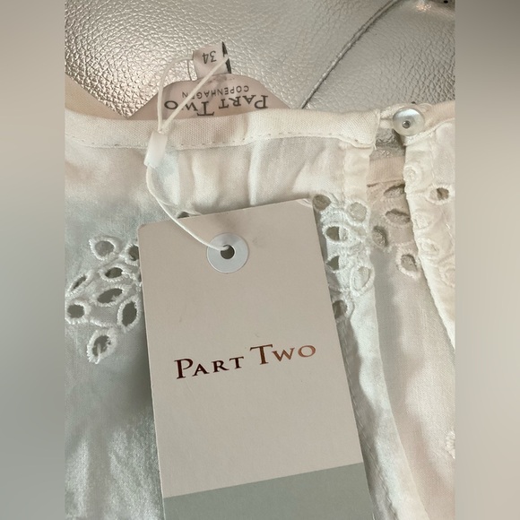 PART TWO ROMANCE BLOUSE - Picture 8 of 13